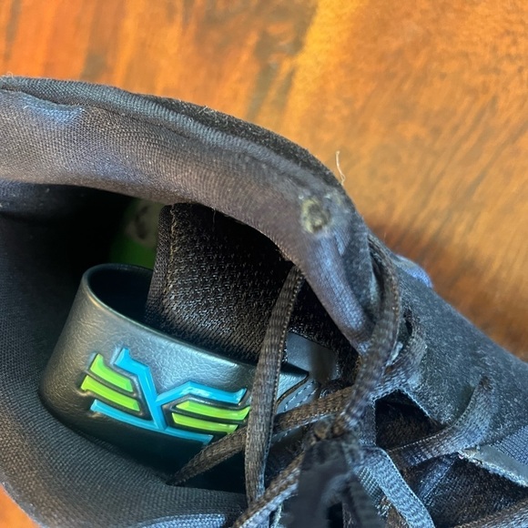 Nike Kyrie 4 Men US 12 943806-401 Dark Obsidian Blue Navy Basketball Shoes D7 - Picture 11 of 16